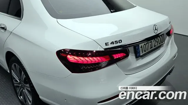 Mercedes-Benz E-Class E450 4MATIC, миниатюра 29