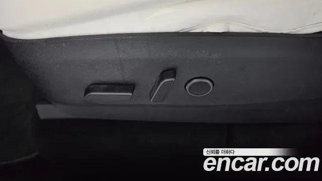 Tesla Y AWD, миниатюра 9