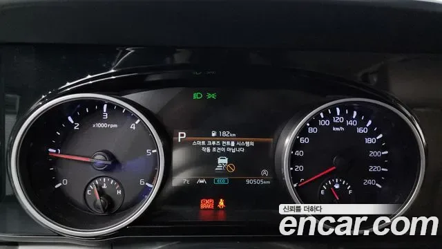 Kia Carnival дизель 9 мест, миниатюра 10