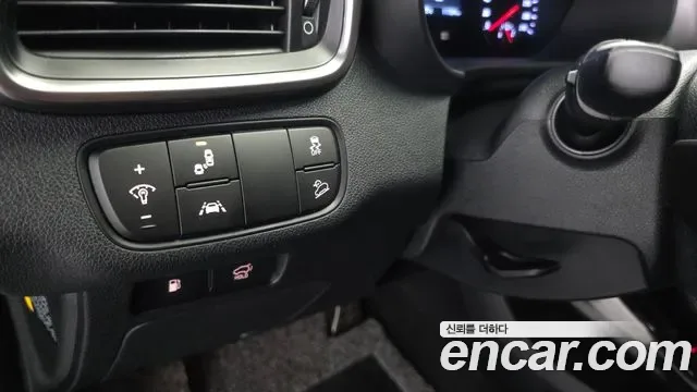 Kia Sorento дизель 2.0 2WD, миниатюра 4
