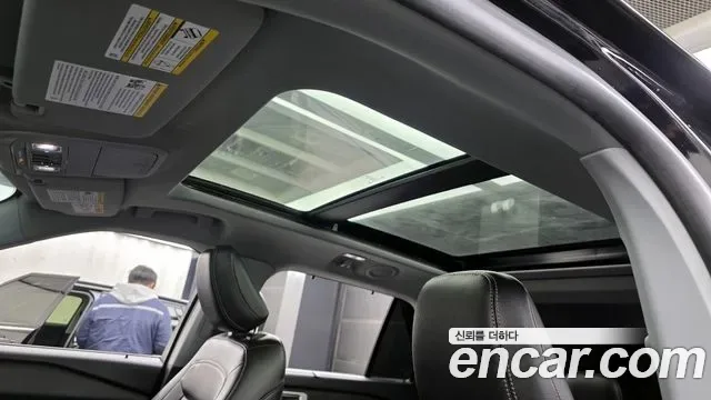 Ford Explorer 2.3 4WD, миниатюра 3