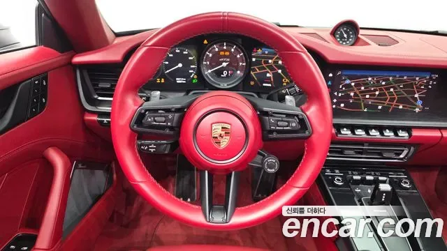 Porsche 911 4 GTS, миниатюра 7