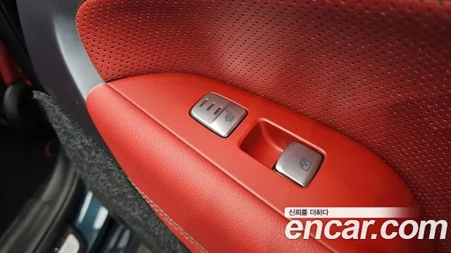Genesis G70 бензин 2.0T 4WD ( ), миниатюра 3