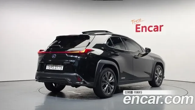 Lexus UX 2.0 F-Sport 2WD, миниатюра 3