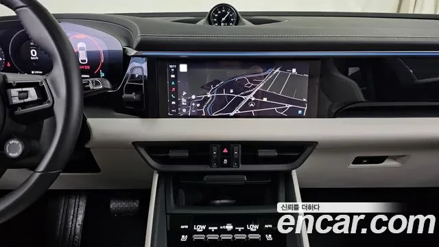 Porsche EV, миниатюра 4