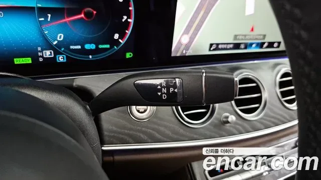 Mercedes-Benz E-Class E350 4MATIC, миниатюра 17