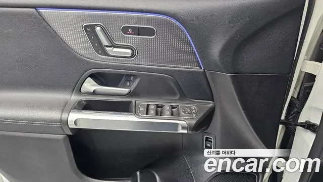 Mercedes-Benz GLB GLB220, миниатюра 19