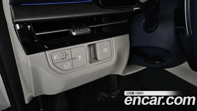 Kia Sportage бензин 1.6 Turbo 2WD Signature, миниатюра 21