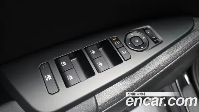 Kia Sportage бензин 1.6 Turbo 4WD Signature X Line, миниатюра 16
