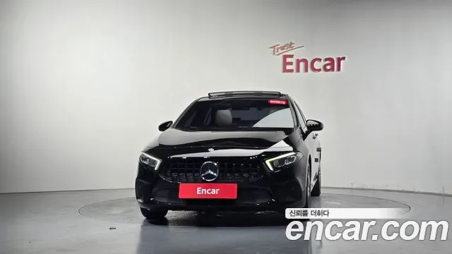 Mercedes-Benz A-Class A220, миниатюра 30