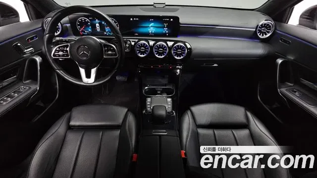 Mercedes-Benz A-Class A220, миниатюра 28