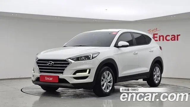 Hyundai TUCSON дизель 2.0 2WD