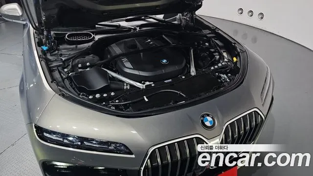 BMW 7 (G70) 740i xDrive M, миниатюра 3