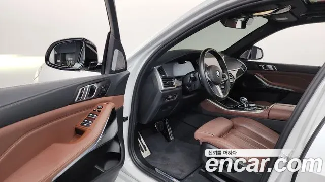 BMW X5 M50i, миниатюра 22