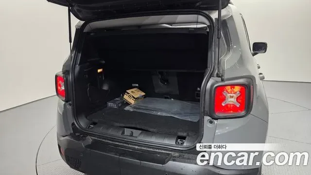 Jeep Renegade, миниатюра 9