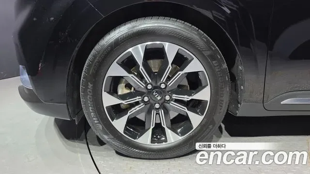 Kia Carnival бензин 7 мест Signature, миниатюра 26