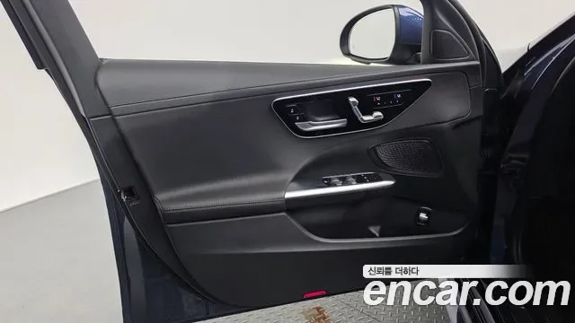 Mercedes-Benz C-Class C200 AMG Line, миниатюра 18