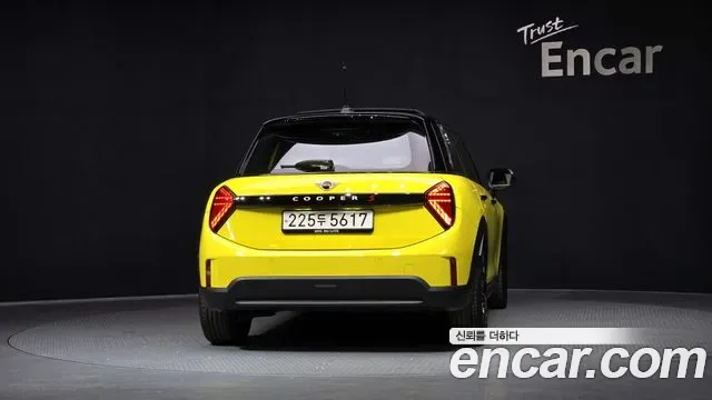 MINI Cooper, миниатюра 13
