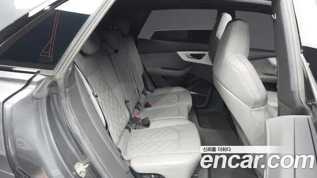Audi Q8 55 TFSI Premium, миниатюра 16