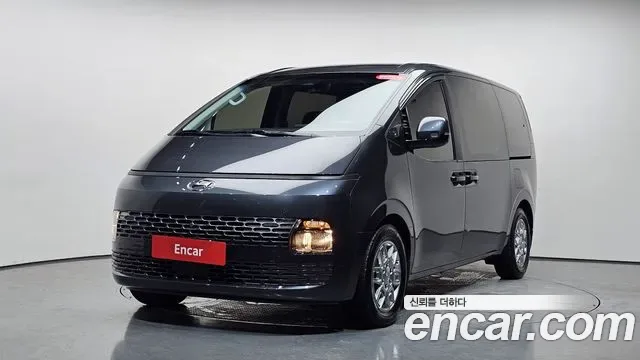 Hyundai Staria 2WD
