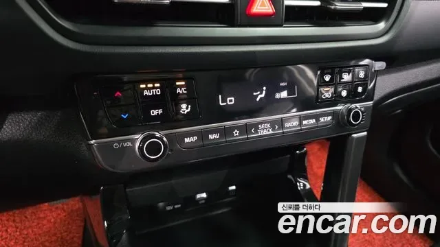 Kia Seltos бензин 2.0 2WD Signature, миниатюра 19