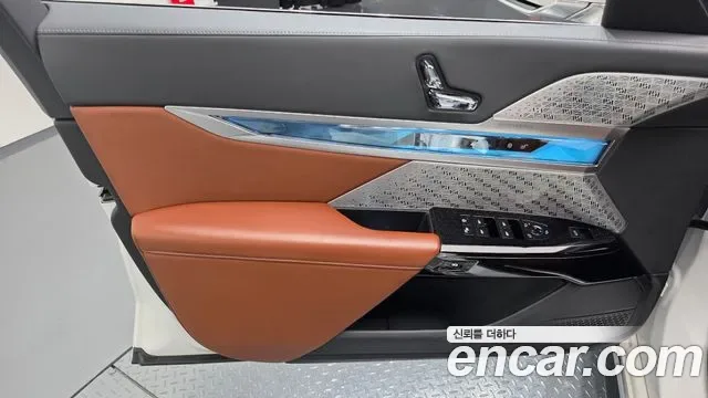 BMW 7 (G70) 750e xDrive M, миниатюра 15