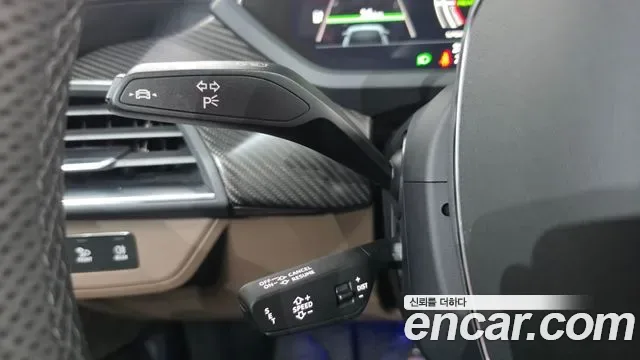 Audi e- GT Premium, миниатюра 13