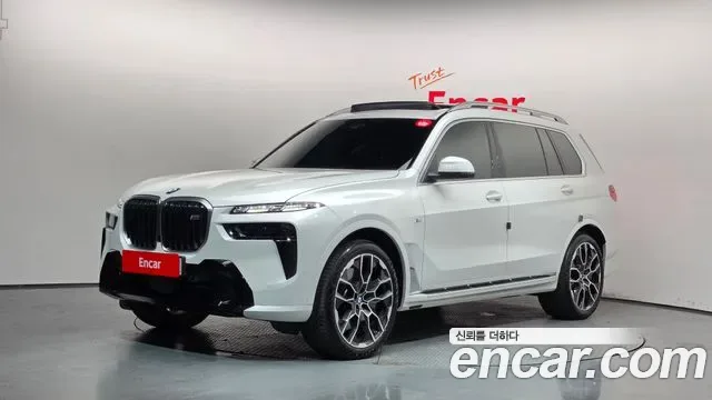 BMW X7 xDrive 40i M 7 мест