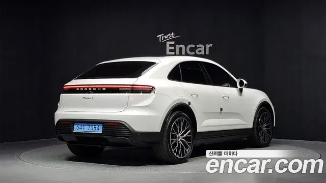 Porsche EV, миниатюра 13