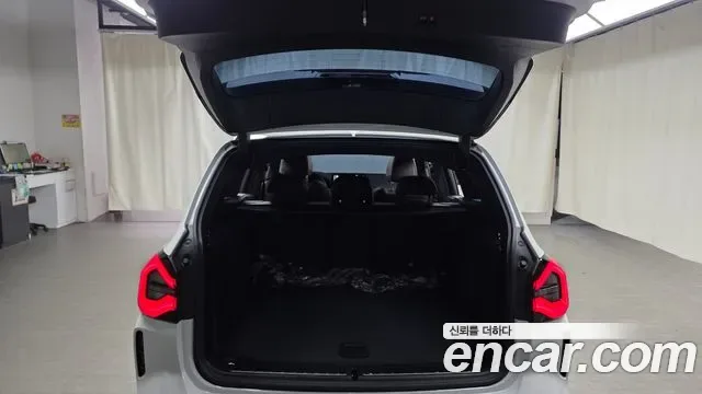 BMW iX3 M, миниатюра 15
