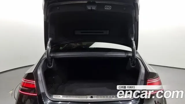 Genesis G90 (RS4) бензин 3.5 Turbo 2WD ( ), миниатюра 5