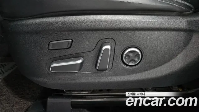 Hyundai Santa FE дизель 2.2 2WD Calligraphy, миниатюра 4