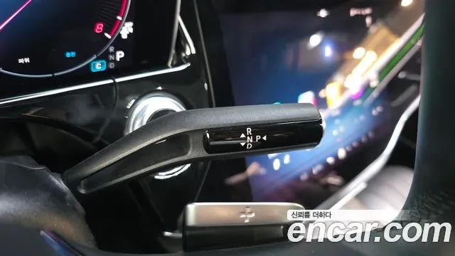 Mercedes-Benz E-Class E300 4MATIC, миниатюра 17