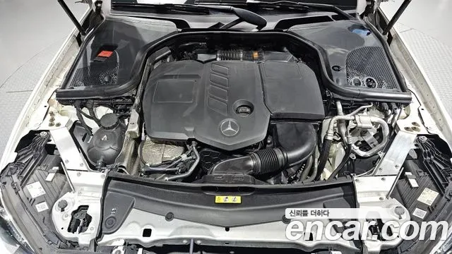 Mercedes-Benz E-Class E220d 4MATIC AMG Line, миниатюра 19