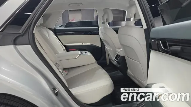 Hyundai Grandeur Calligraphy, миниатюра 3