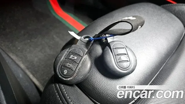 MINI Cooper ALL4 II, миниатюра 29
