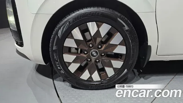 Hyundai Staria 4WD Lounge 9 мест Prestige, миниатюра 25