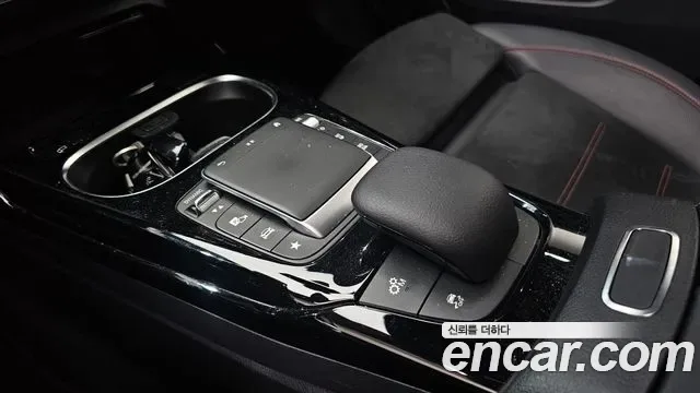 Mercedes-Benz A-Class AMG A35 4MATIC, миниатюра 7