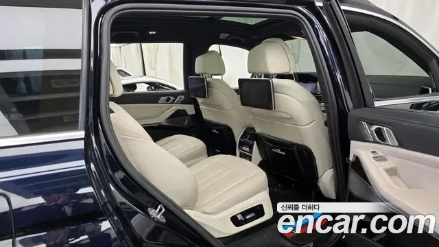 BMW X7 xDrive 40i M 6 мест, миниатюра 17