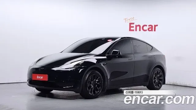 Tesla Y RWD