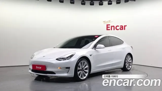 Tesla 3 AWD