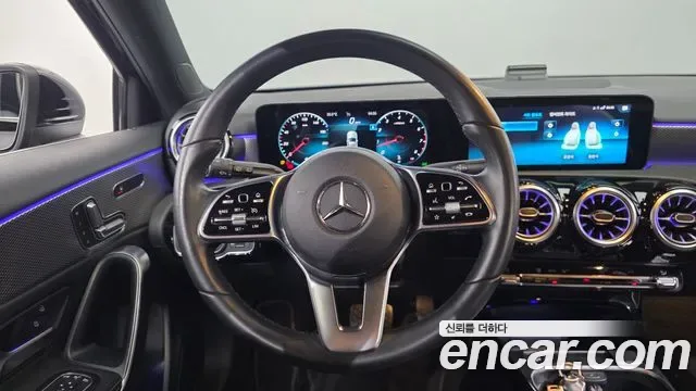 Mercedes-Benz A-Class A220, миниатюра 12