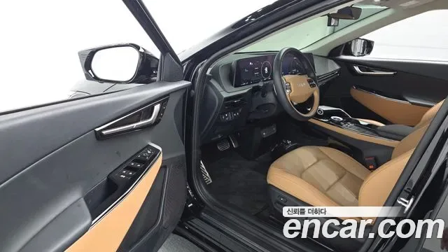 Kia EV6, миниатюра 15