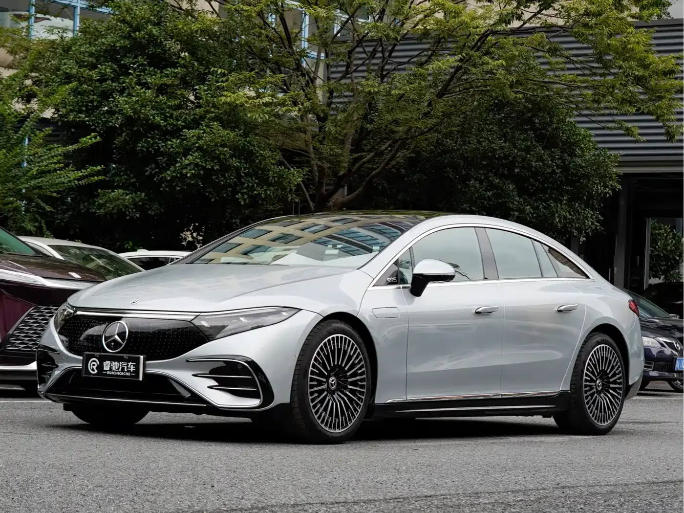 Mercedes-Benz EQS