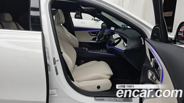 Mercedes-Benz E-Class E300 4MATIC AMG Line, миниатюра 13