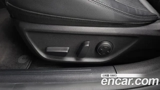 Genesis G70 бензин 2.0T 2WD ( ), миниатюра 17