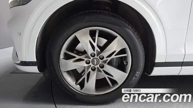 Genesis GV70 2.5T бензин AWD ( ), миниатюра 5