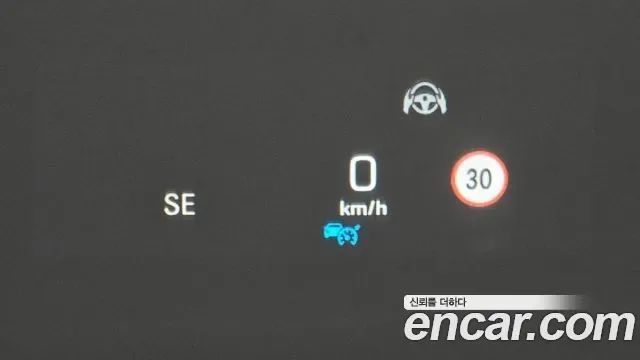 Mercedes-Benz E-Class E300 4MATIC, миниатюра 29