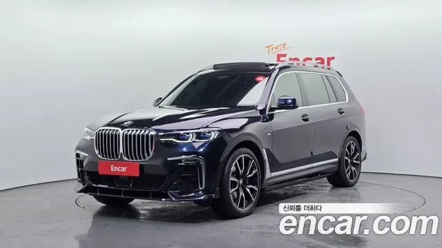 BMW X7 xDrive 40i M 6 мест