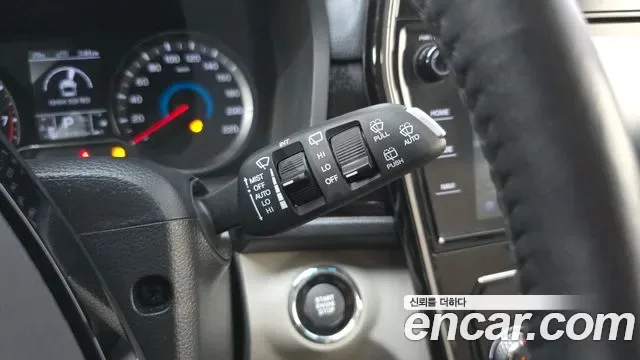 KGM Tivoli бензин 1.5 2WD V5, миниатюра 3